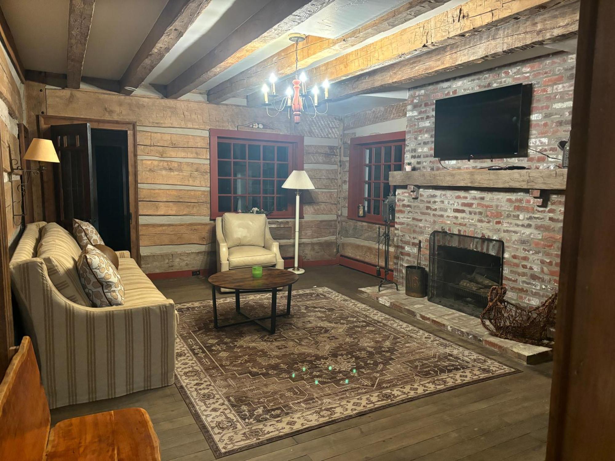 Farmhouse Cabin 阿什兰 外观 照片